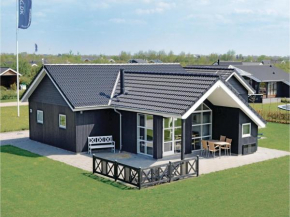 Three-Bedroom Holiday Home in Hemmet